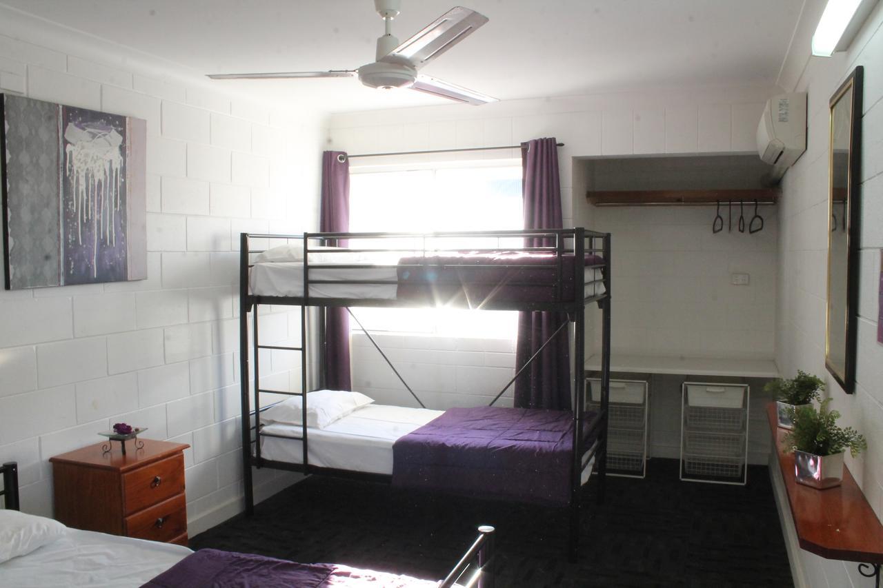 Foreign Exchange Accommodation-Beachside Таунсвил Екстериор снимка
